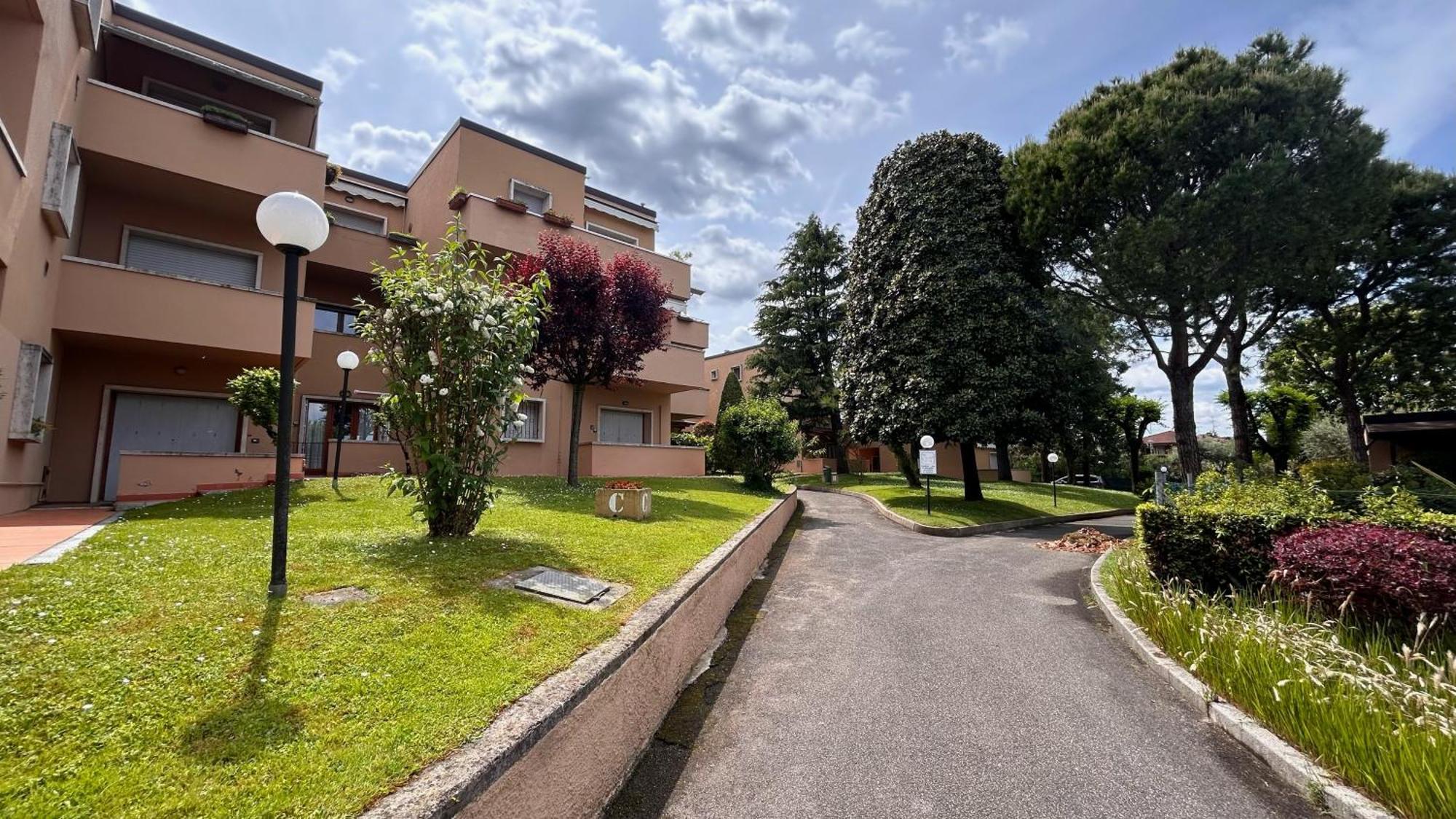 Prestige Garda Home - La Madonnina Peschiera del Garda Bagian luar foto